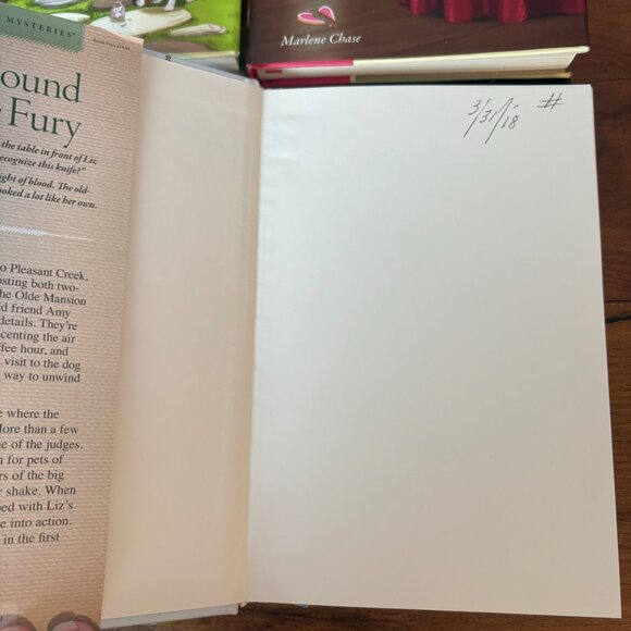 20 Annies Attic & Amish Inn Mysteries Hard back Book Lot Ribbons HbDj - Picture 10 of 12